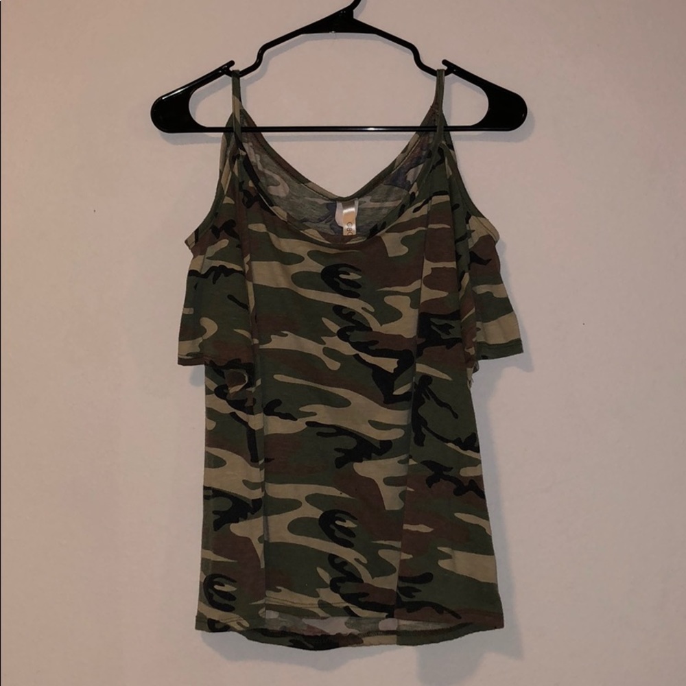 camo “cold shoulder” top